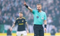 الحكم السويدي نيبيرج يقود مباراة افتتاح كأس العرب بين قطر وفلسطين